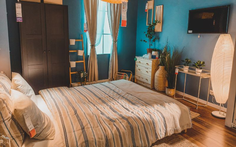 Mẫu phòng ngủ màu xanh dương phong cách retro
