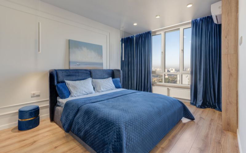 Phòng ngủ màu xanh dương và trắng - thiết kế nhẹ nhàng, mang đến sự bình yên